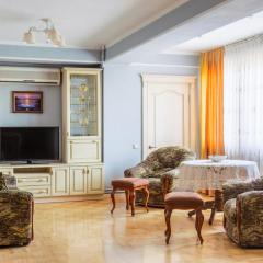 Downtown Big Apartment (100m2)