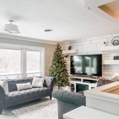 Arrowhead Riverfront Kayaks/Patio 30 Min to ND!