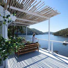 rivescape holiday home at Berowra Waters