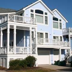 Oceanside, Hot Tub, Close to Shopping, BU14, Green Grass and High Tides