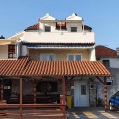 Apartments by the sea Jezera, Murter - 21908