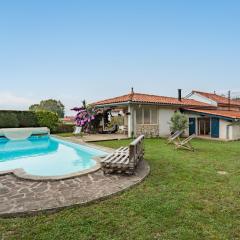 Villa Les Lys - Avec piscine et grand jardin