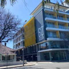 Adelaide CBD Bluebird Apartment