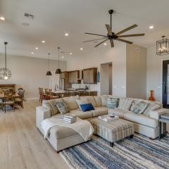 Luxurious Desert Oasis Fireplace and Private Pool!