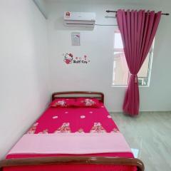HELLOKITTY HOUSE- Roomstay unit 1