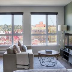 Ballard studio w on-site retail nr zipcar SEA-641