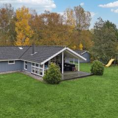 Awesome Home In Rdby With Kitchen