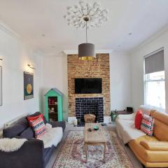 Gensing Lodge - A Beautiful Artistic Maisonette