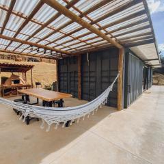 Casa Container com SPA e linda vista para a Serra da Mantiqueira