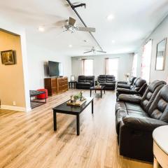 Unique Large 9BR House with 3 Bath Close to the falls