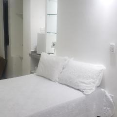 EXCELENTE CASA COM GARAGEM E 3 QUARTOS sendo 1 SUÍTE NA PRAIA DOS ANJOS A 5 min A PÉ DO PIER DOS BARCOS