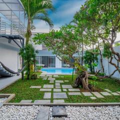 Villa Kikou 4 bdr center Berawa