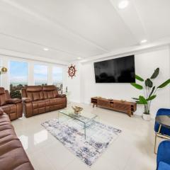 Luxury 6th Floor Beachfront Condo Amazing Views