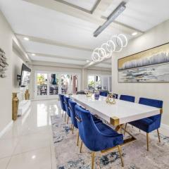 Relax Luxury Beachfront Condo with Amazing Terrace