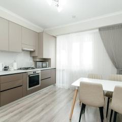 Cozy 2 bedroom apart., Park area