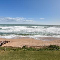 Luxury Oceanfront Condo with Breathtaking Views Pool WiFi ~ CH516