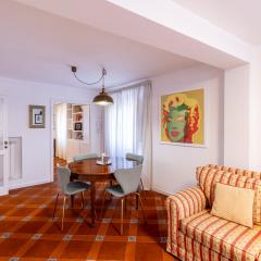 Parlamento Luxury Apartment