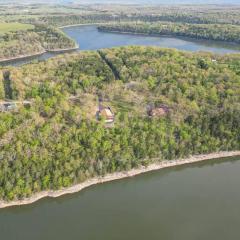 Table Rock Lakefront on 2 Acres with firepit