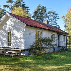Lovely Home In Simrishamn With Kitchen