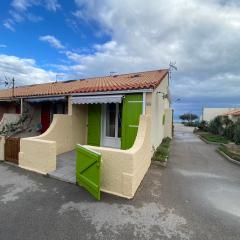 Leucate, maison dans village naturiste Eden à 50 m de la plage, 4 personnes