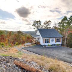 Views, Hot Tub and Trails Modern Ellijay Cottage