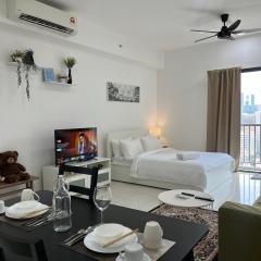 Cozy luxury couple studio apartment chambers kl klcc kl tower view