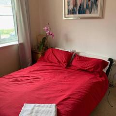 Near Lakeside Shopping Centre