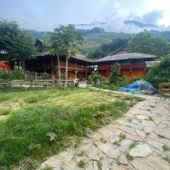 Mekhoo & Zizi Sapa Homestay