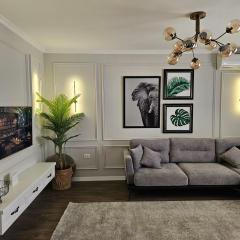 Adore Apartment City Center