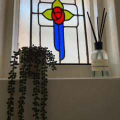 Suite Petite- The Old Broken Hill Bakery B&B