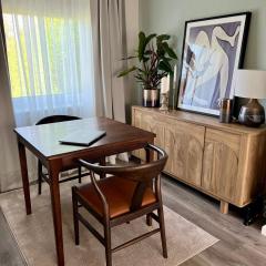 House with garden and parking 15 min to City Center