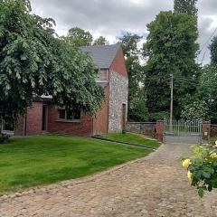 Le 43, Gîte rural dans la vallée de la Sambre.