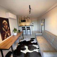 Apartamento Moderno em Tambauzinho. 2km da praia!