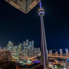 Designer condo w/ CN Tower view & parking