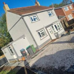 3 Bed Detached House & Hot Tub