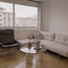 70 m 2 steps from Canal Saint-Martin