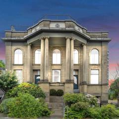 Historic Townhouse in Kitsilano