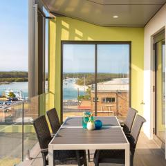 Ishtar Apartment 9- Best Water Views