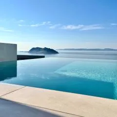 Eleia Seafront Rooms & Villas