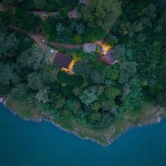 StayVista at Cave Song with Bonfire & Complimentary Breakfast