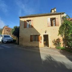 Gite au cœur du village du Périgord noir