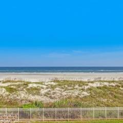 Oceanfront Pool and Quiet