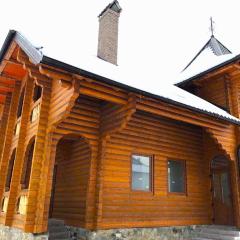 Гостинний двір КАРПАТІЯ, Верховина