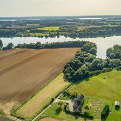 Family water sports and cycling getaway - The Lake House