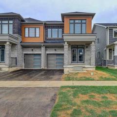 Modern NEW Build in Caledonia