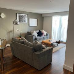 Stunning Manchester City Centre Apartment! Ideal for small groups