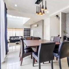 Duplex Apartment In Bukit Bintang For Rent