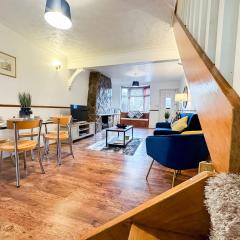 Cosy Windsor Cottage - Free Parking included
