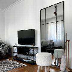 Bright Prishtina City Apartment