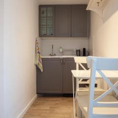 Joli studio romantique à St Zach